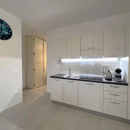 Affittimoderni Albatros - Cste11 Apartment *