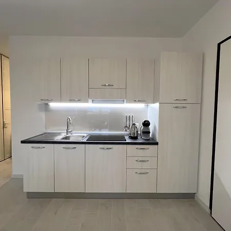 Apartment Affittimoderni Albatros - Cste11
